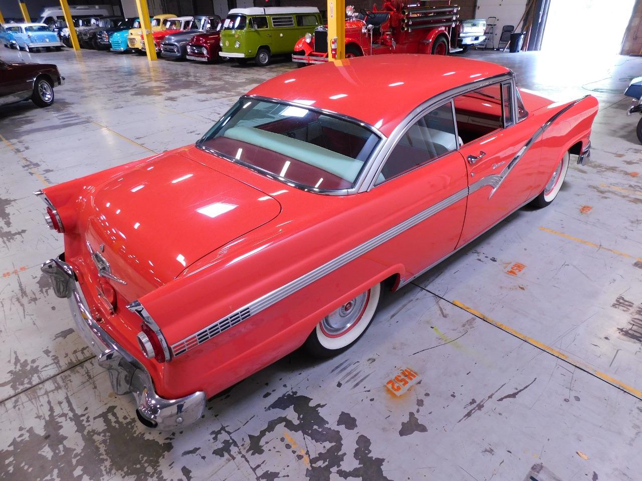 1956 Ford Fairlane