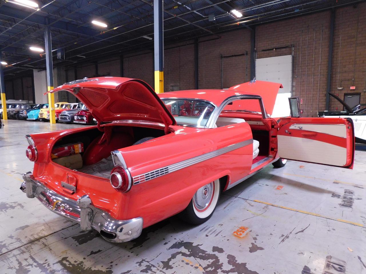 1956 Ford Fairlane