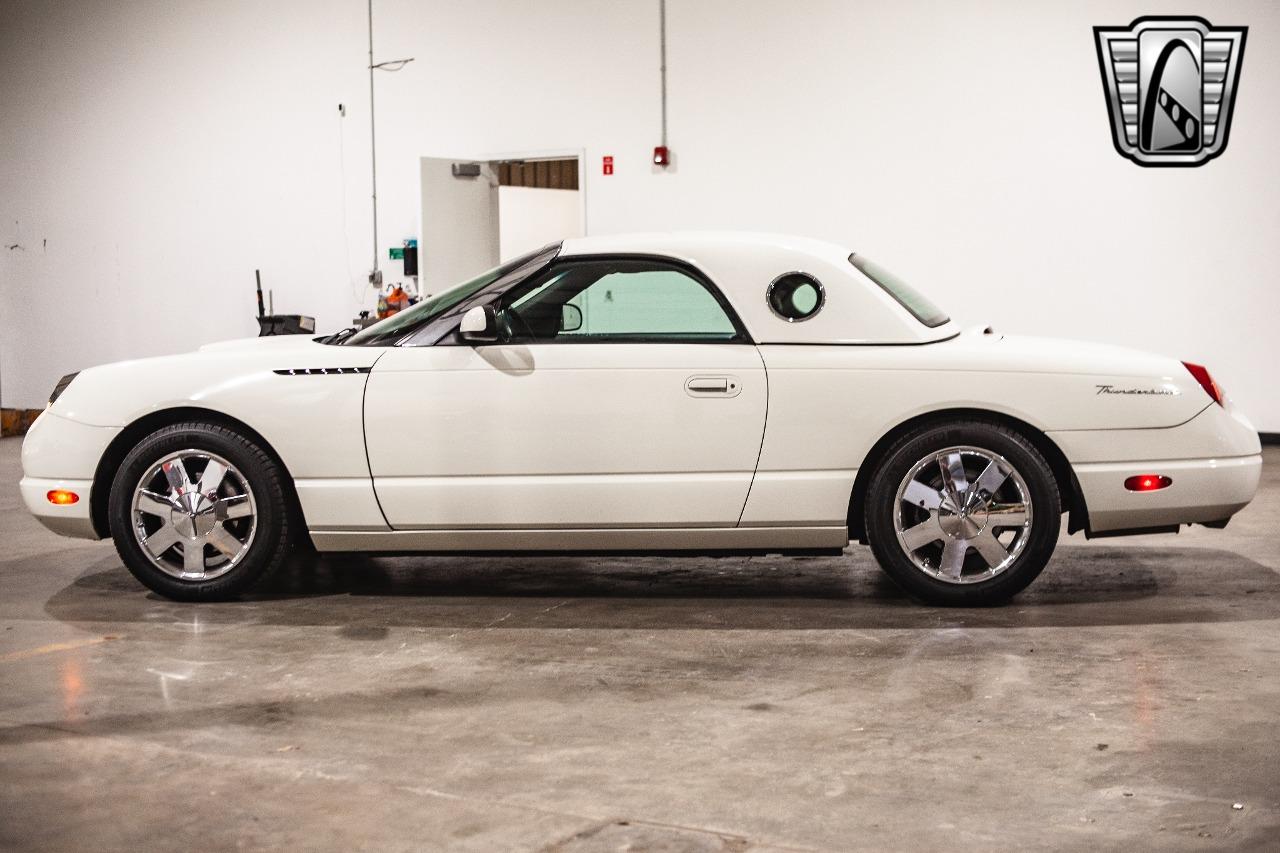 2002 Ford Thunderbird