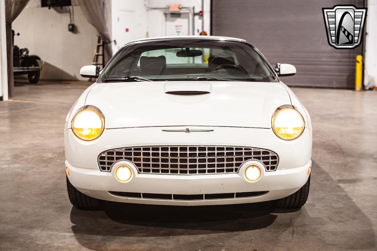 2002 Ford Thunderbird