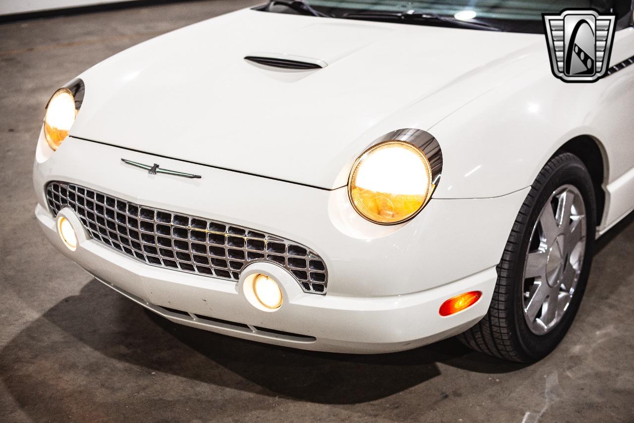 2002 Ford Thunderbird