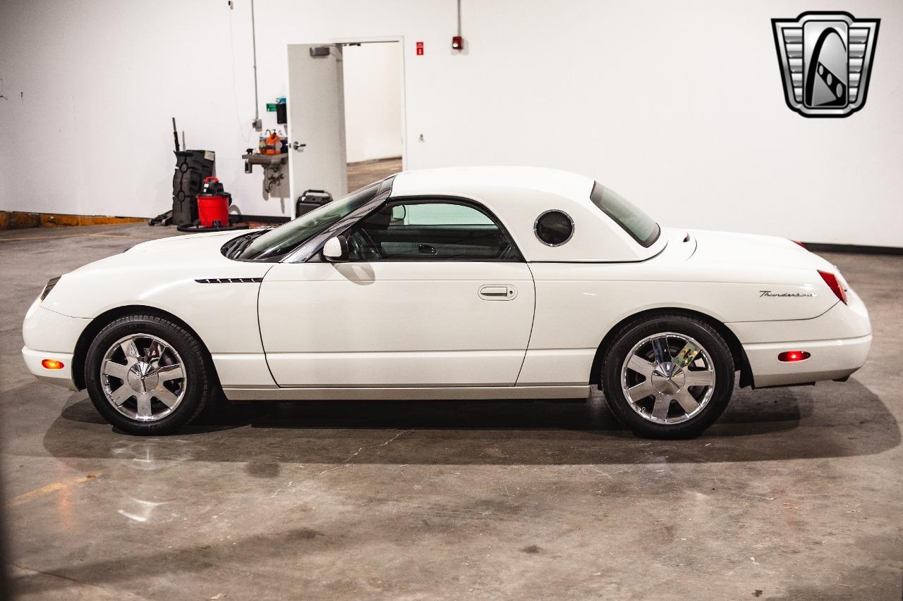 2002 Ford Thunderbird