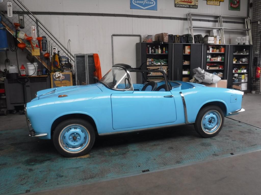 1957 Fiat 1200 TV blue 3204