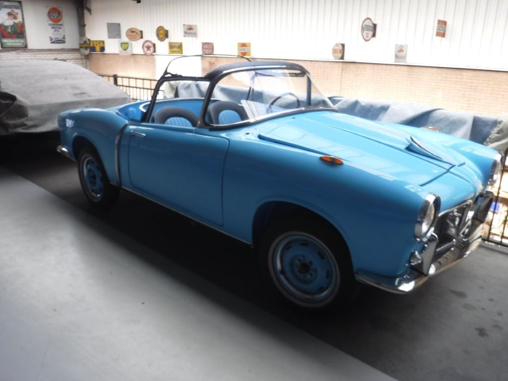 1957 Fiat 1200 TV blue 3204