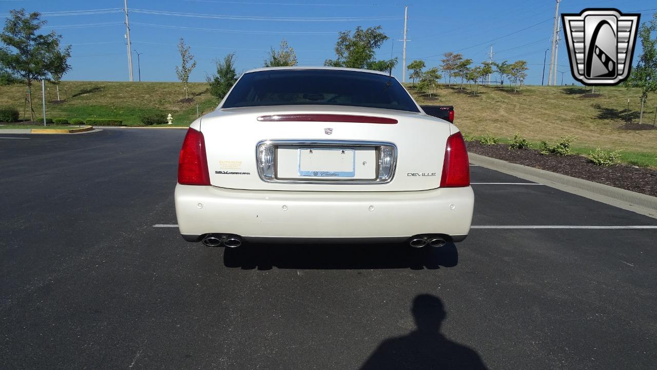 2002 Cadillac DeVille