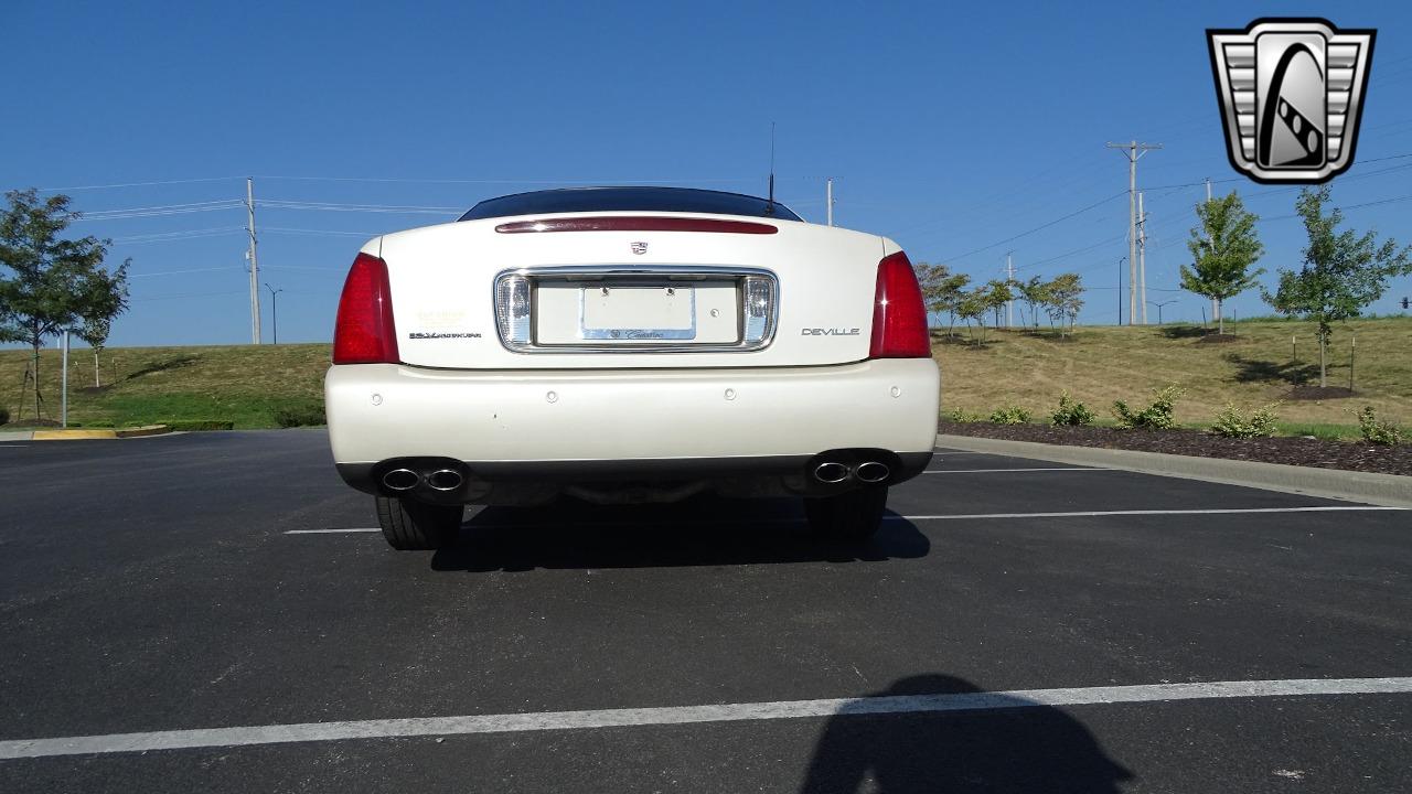 2002 Cadillac DeVille