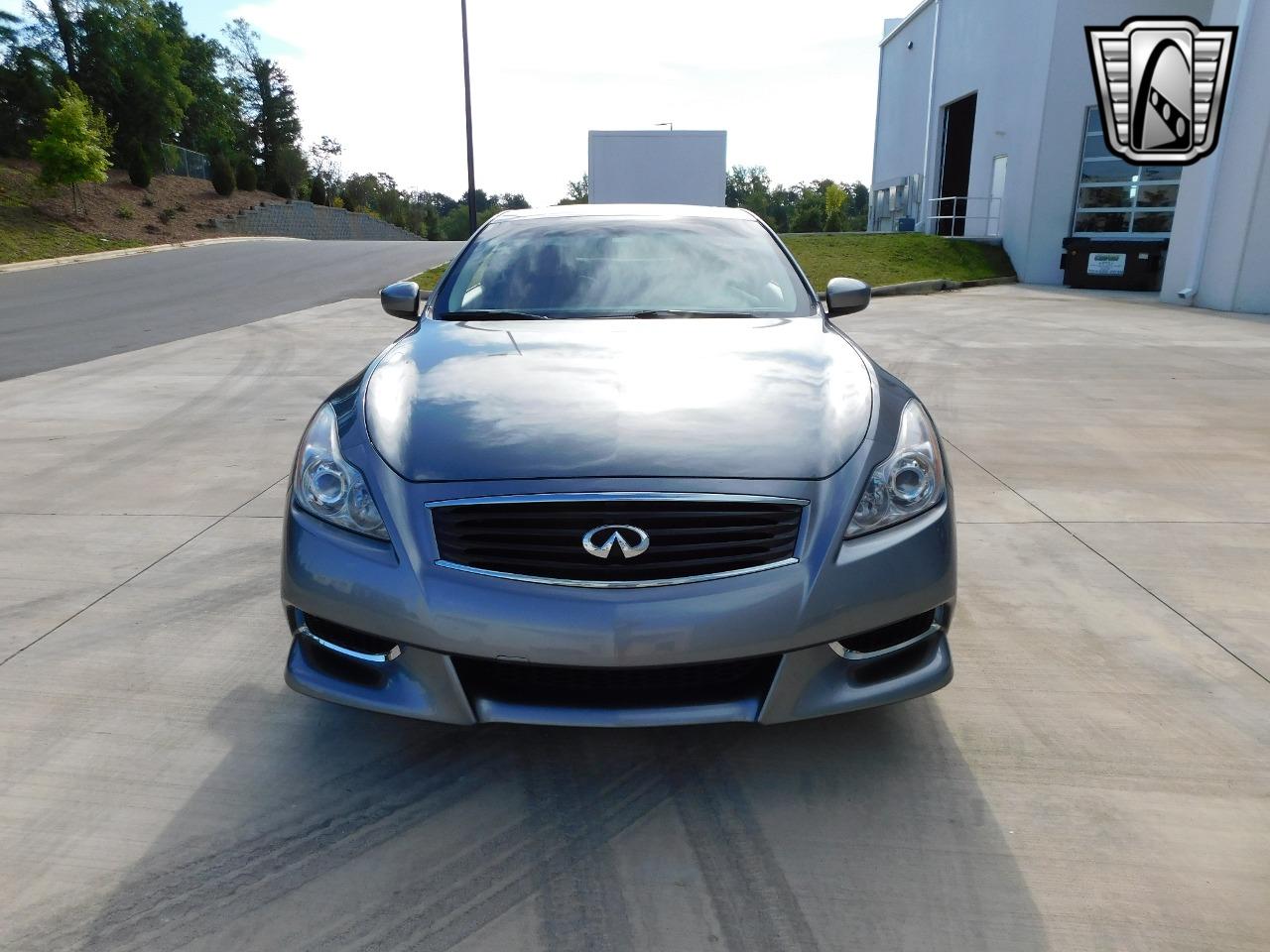 2010 INFINITI G37