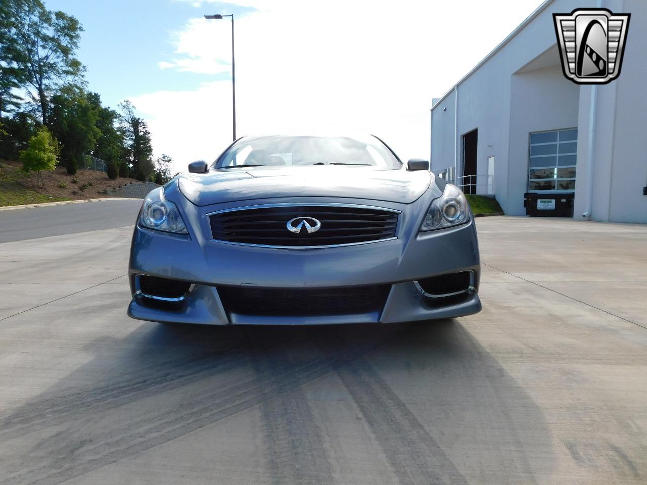 2010 INFINITI G37