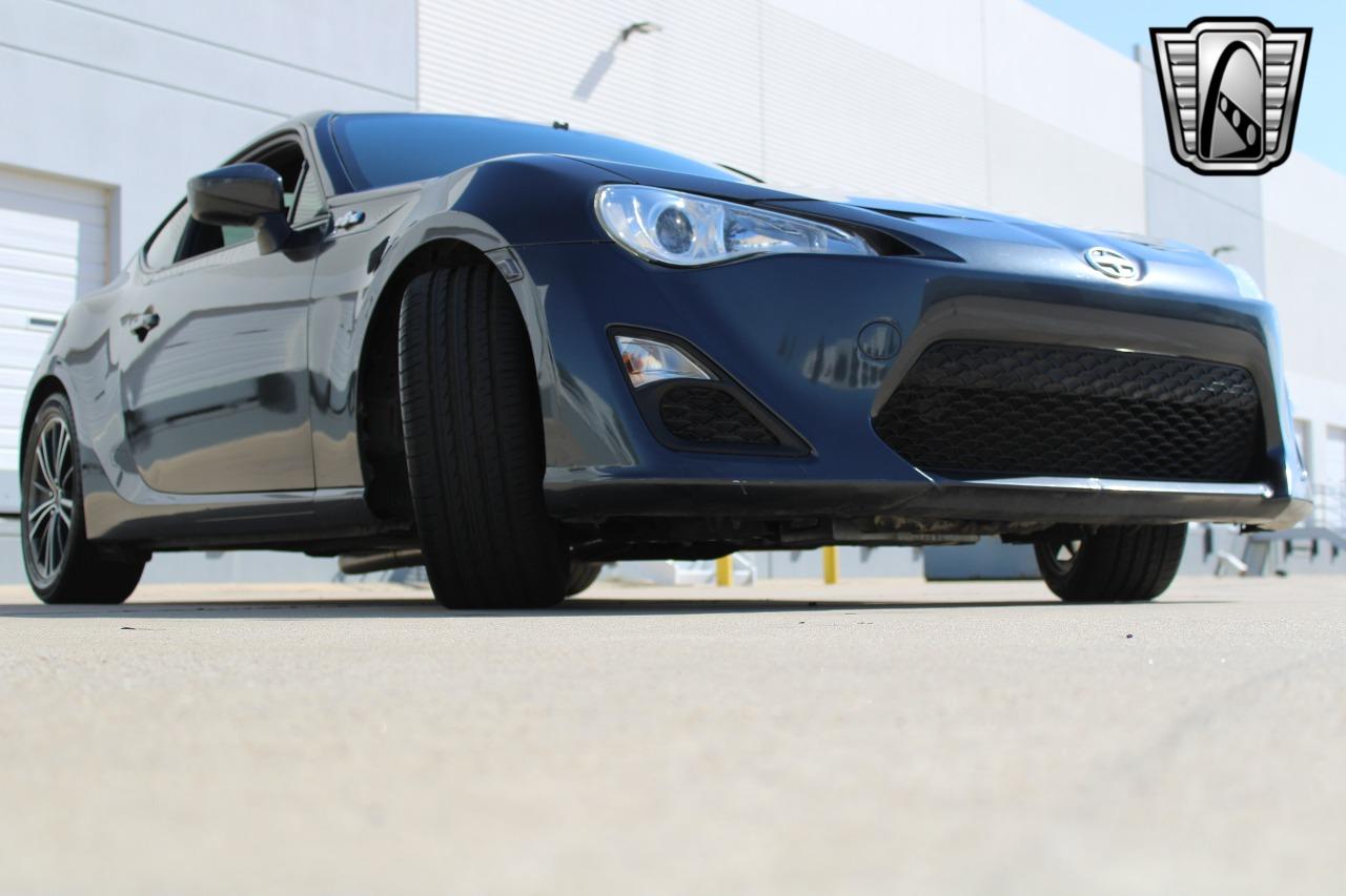 2013 Scion FR-S