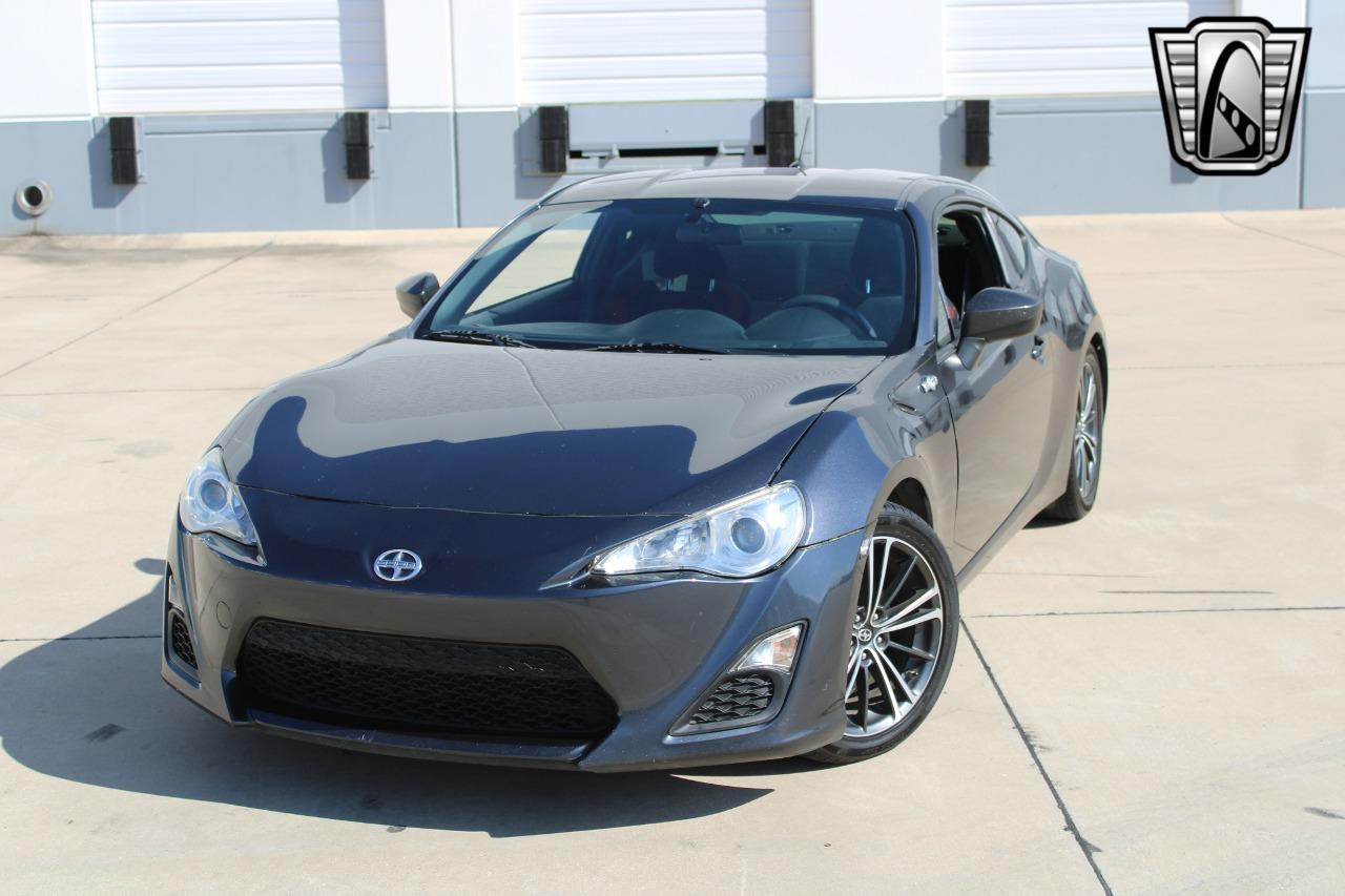 2013 Scion FR-S