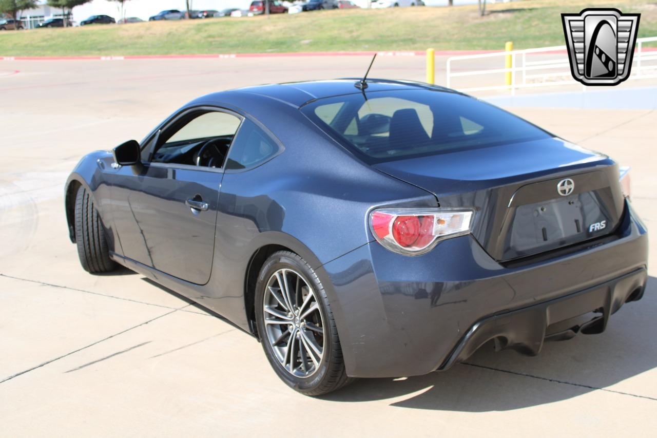 2013 Scion FR-S