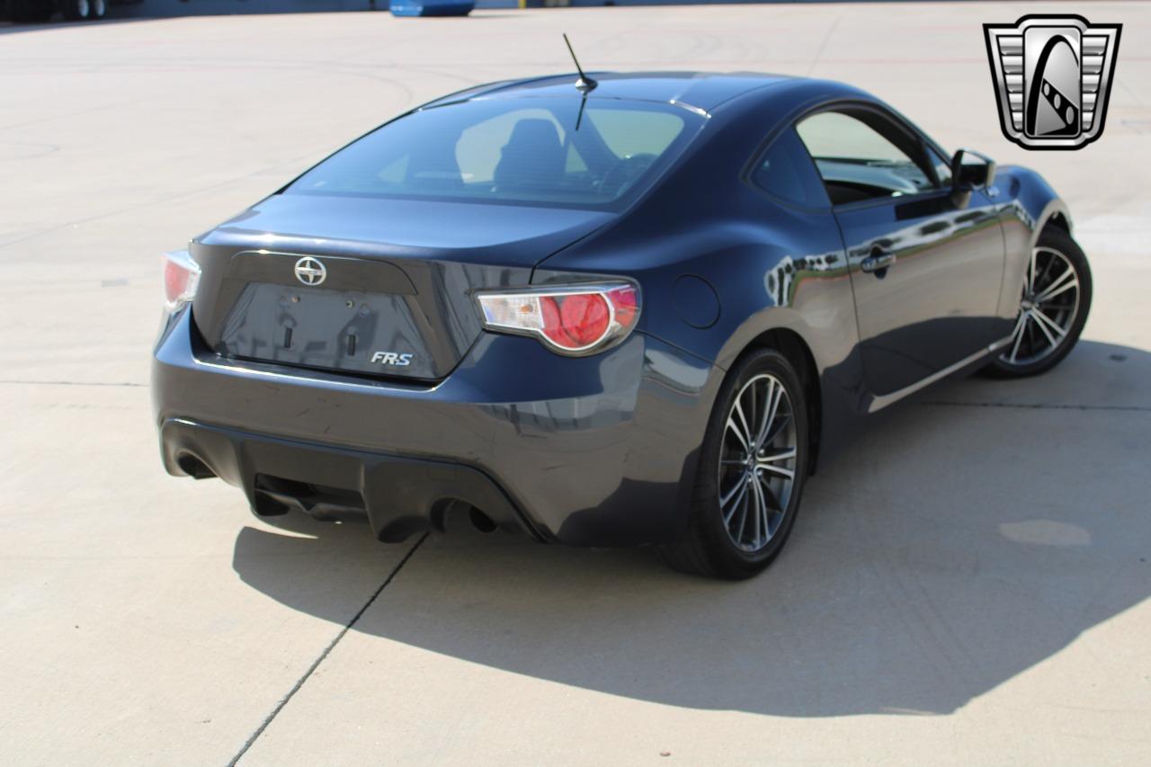 2013 Scion FR-S