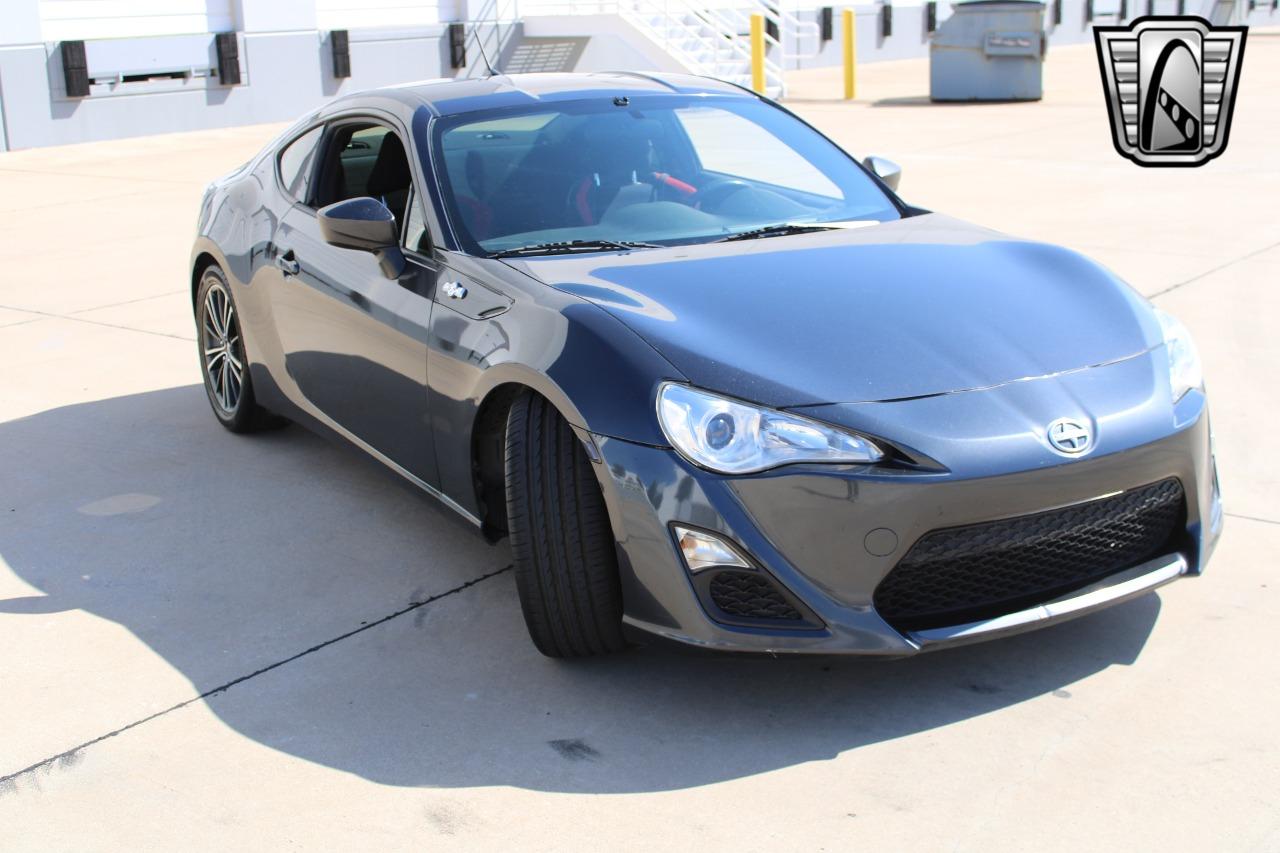 2013 Scion FR-S