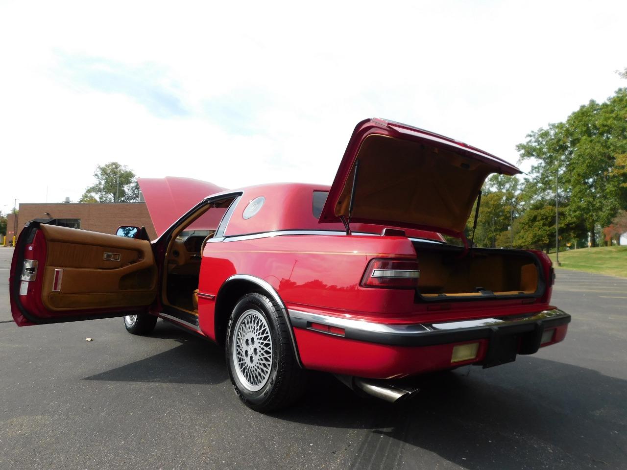 1989 Chrysler TC by Maserati