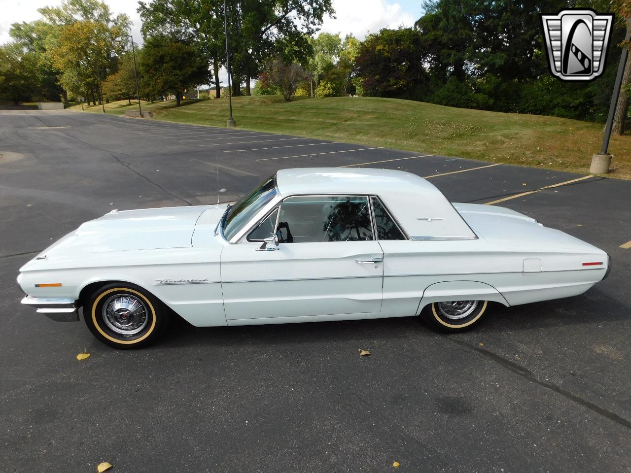 1964 Ford Thunderbird