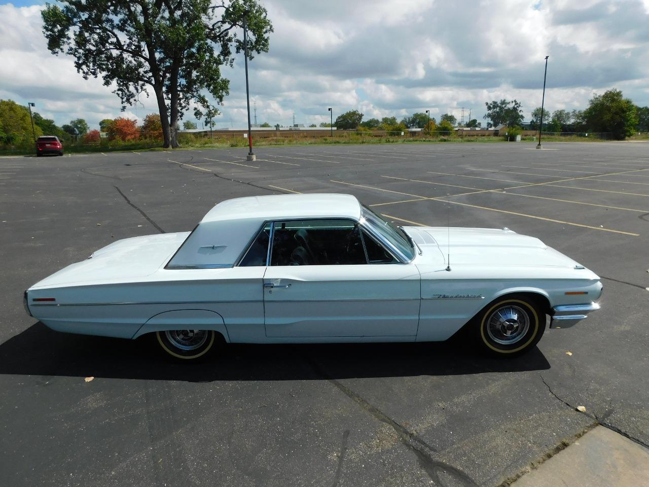 1964 Ford Thunderbird