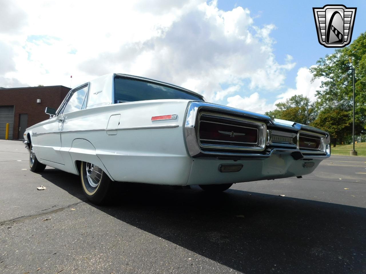 1964 Ford Thunderbird