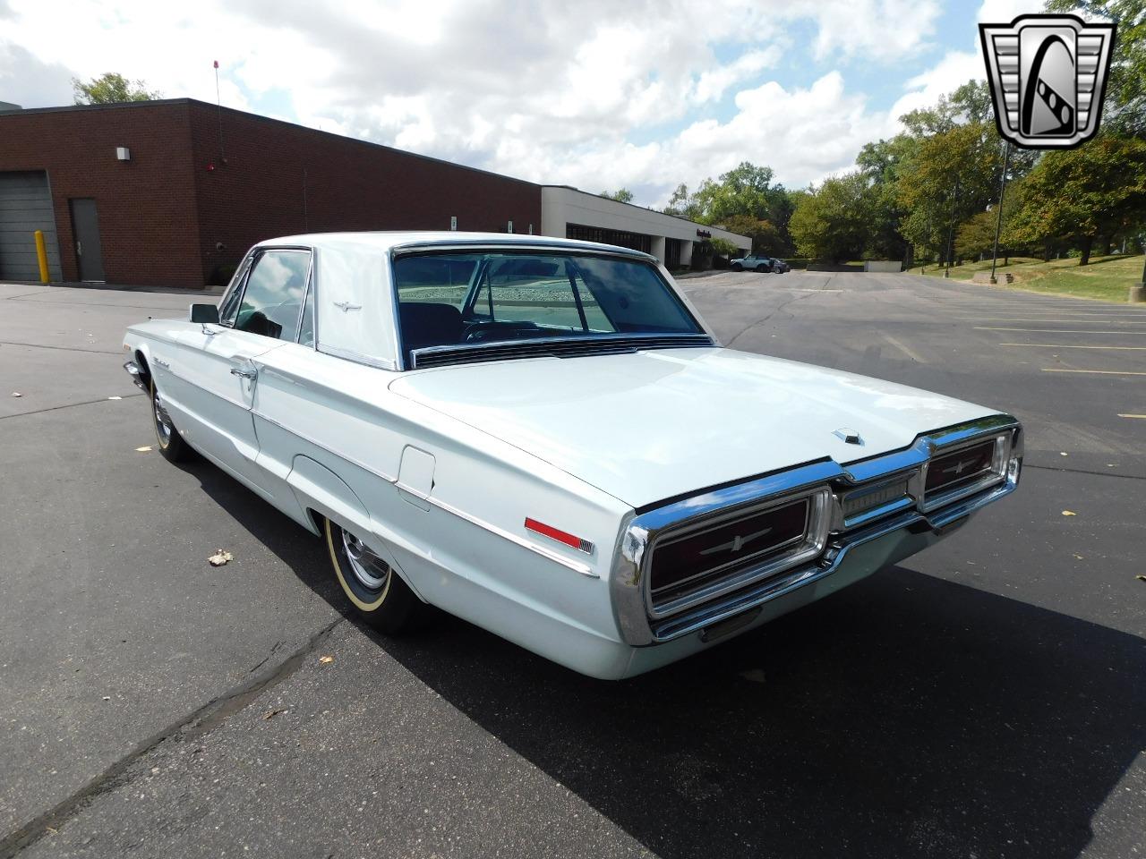 1964 Ford Thunderbird