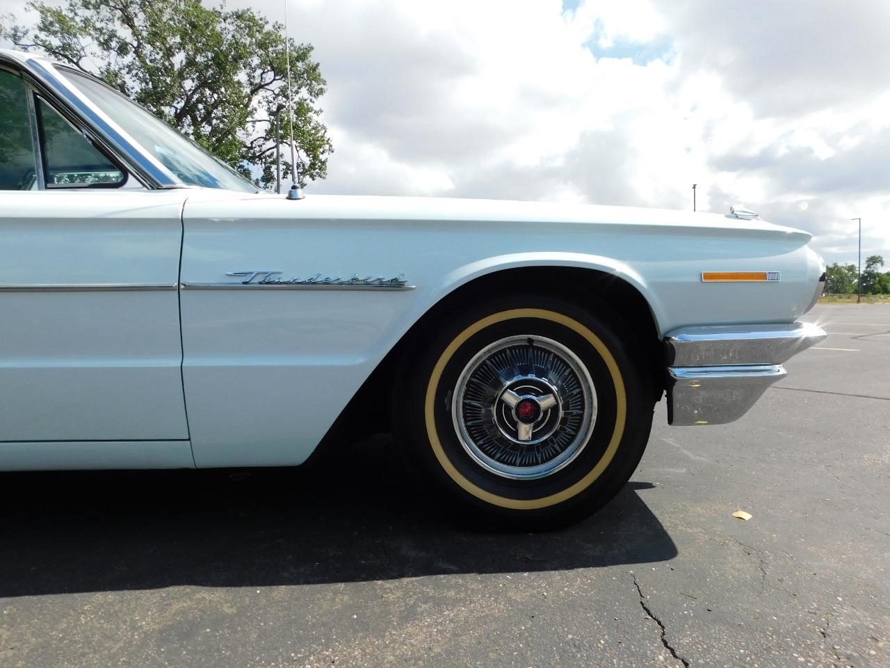 1964 Ford Thunderbird