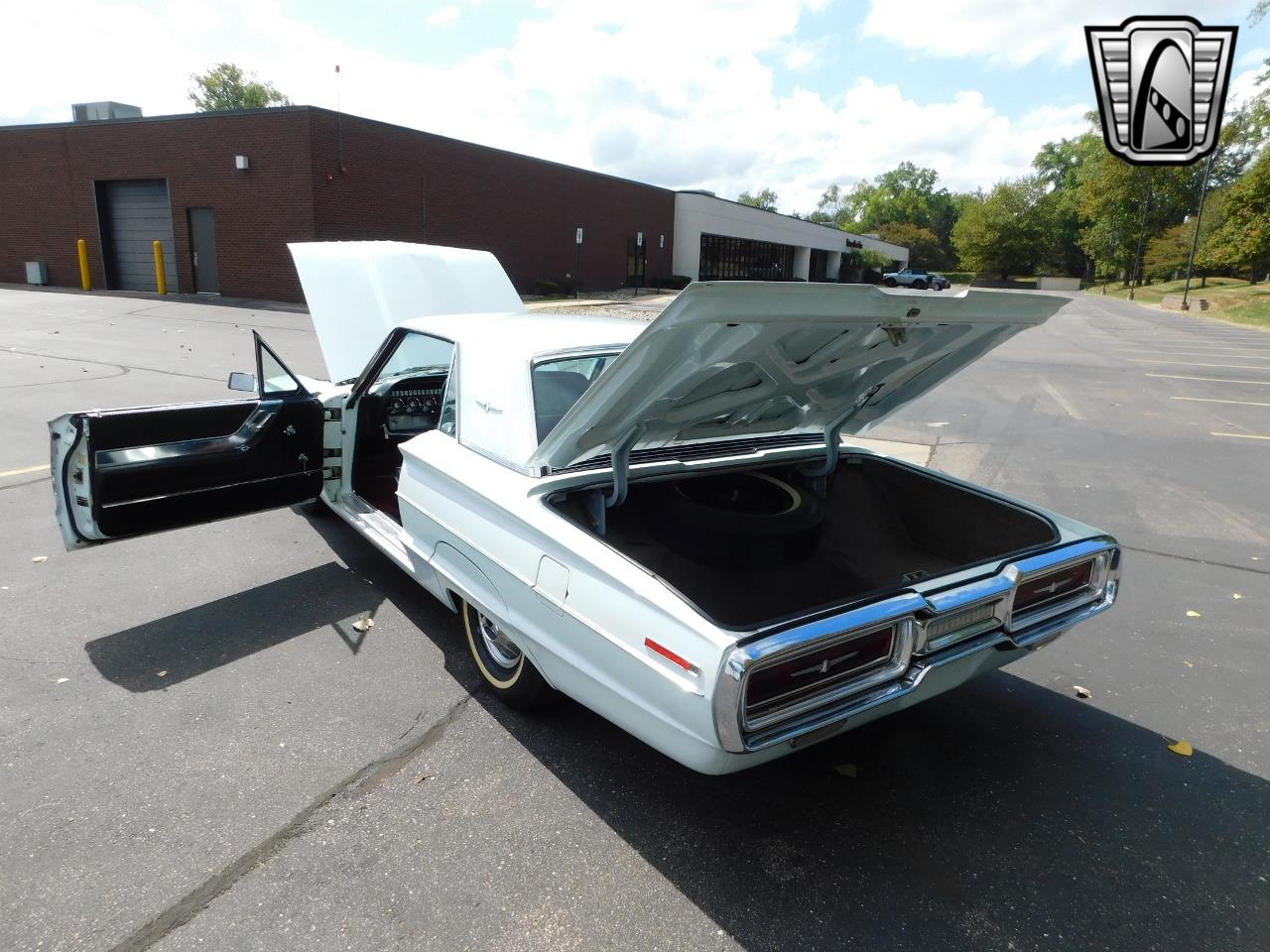 1964 Ford Thunderbird