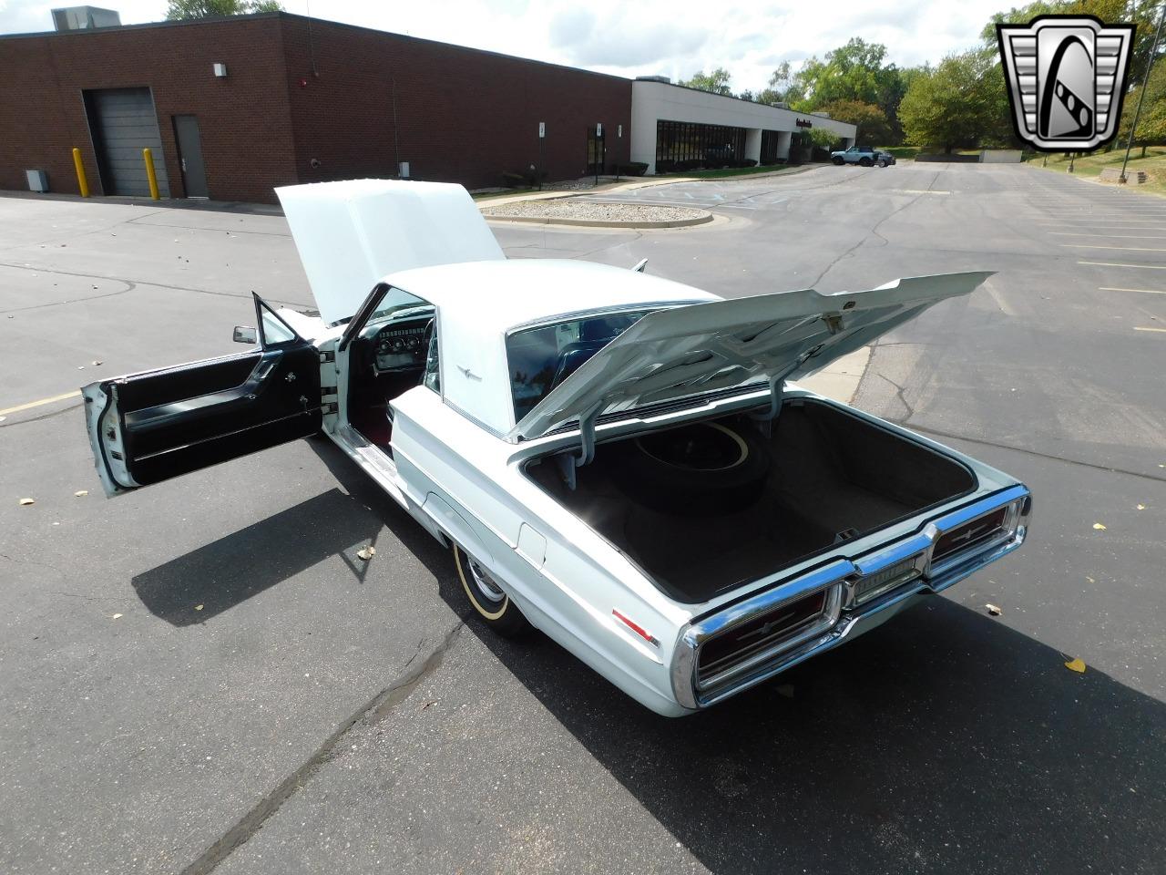 1964 Ford Thunderbird