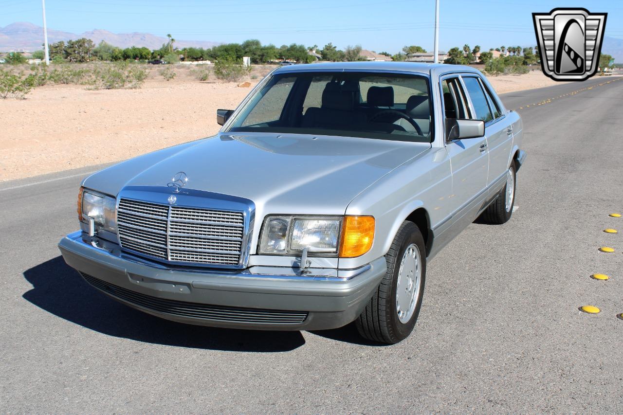 1986 Mercedes - Benz 300SDL