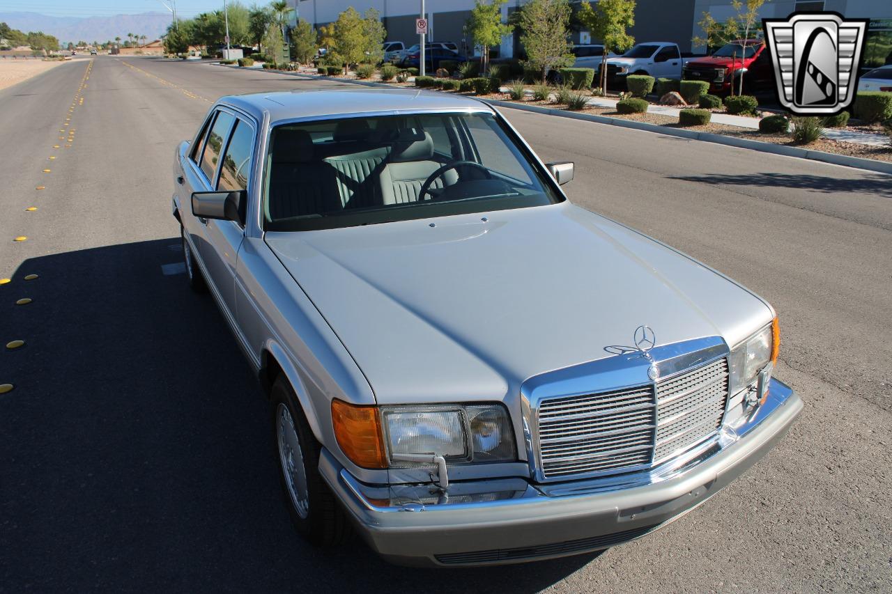 1986 Mercedes - Benz 300SDL