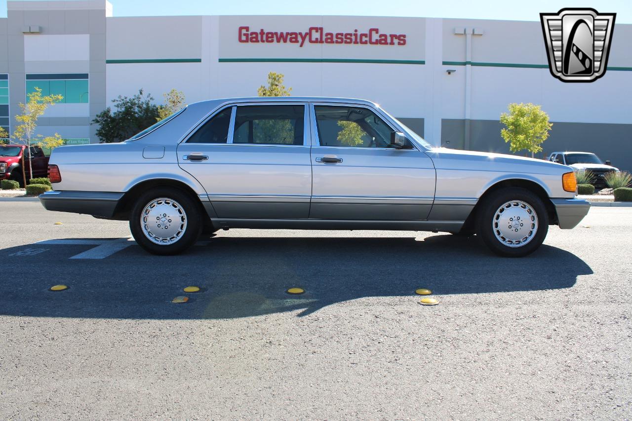 1986 Mercedes - Benz 300SDL