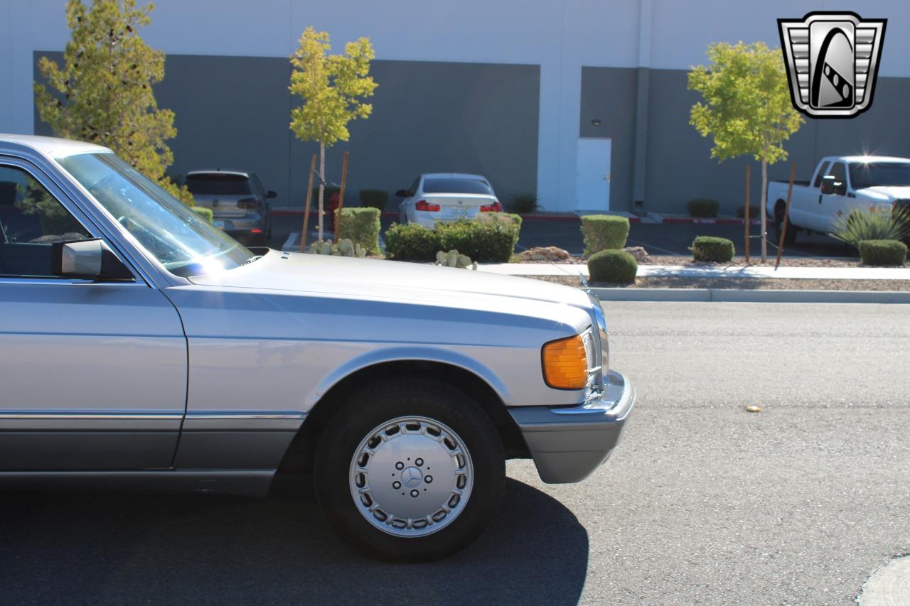 1986 Mercedes - Benz 300SDL