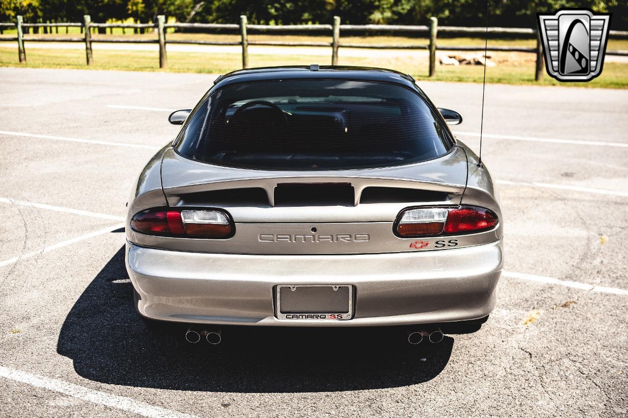 2002 Chevrolet Camaro