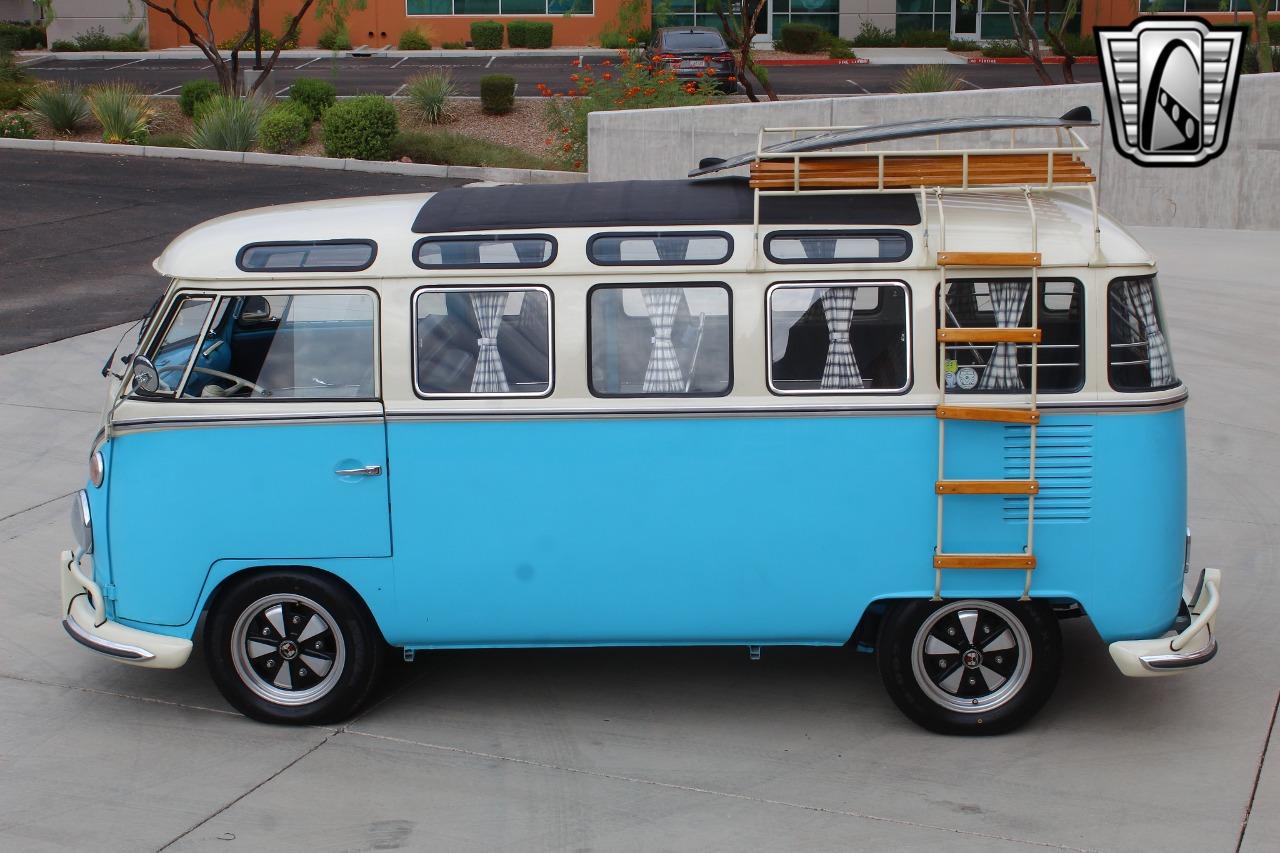 1973 Volkswagen Kombi Bus