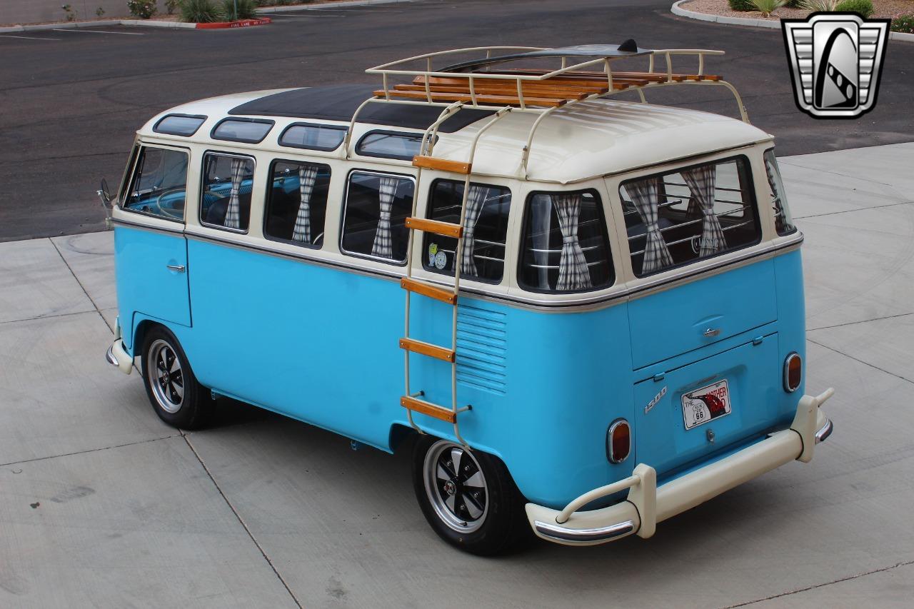 1973 Volkswagen Kombi Bus