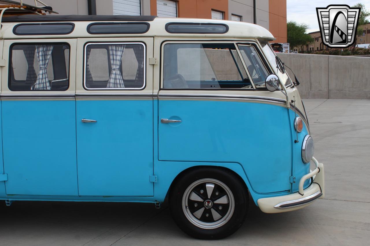 1973 Volkswagen Kombi Bus