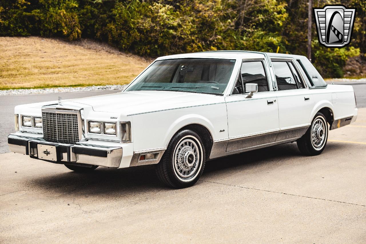 1985 Lincoln Town Car