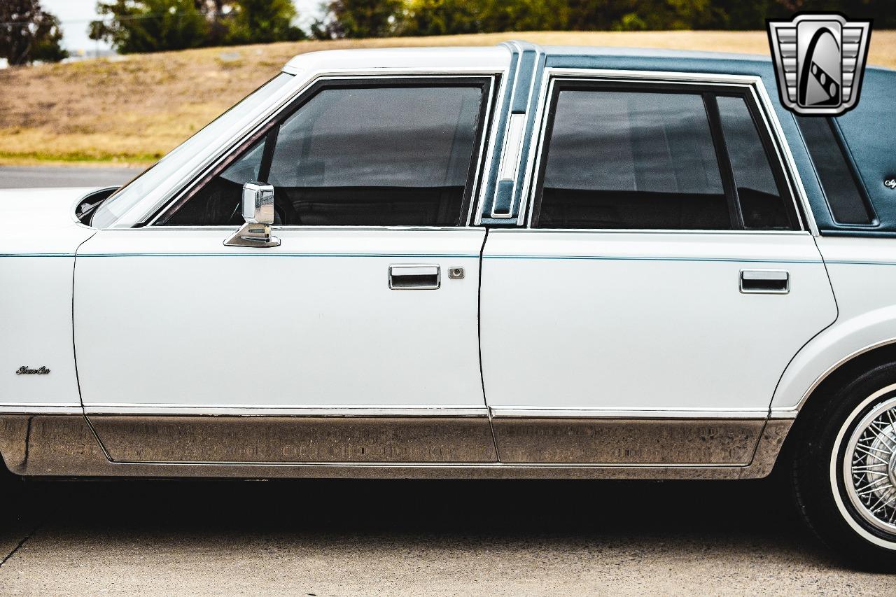 1985 Lincoln Town Car