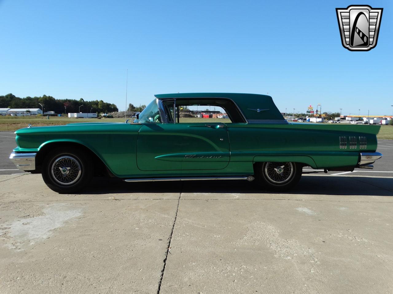 1960 Ford Thunderbird