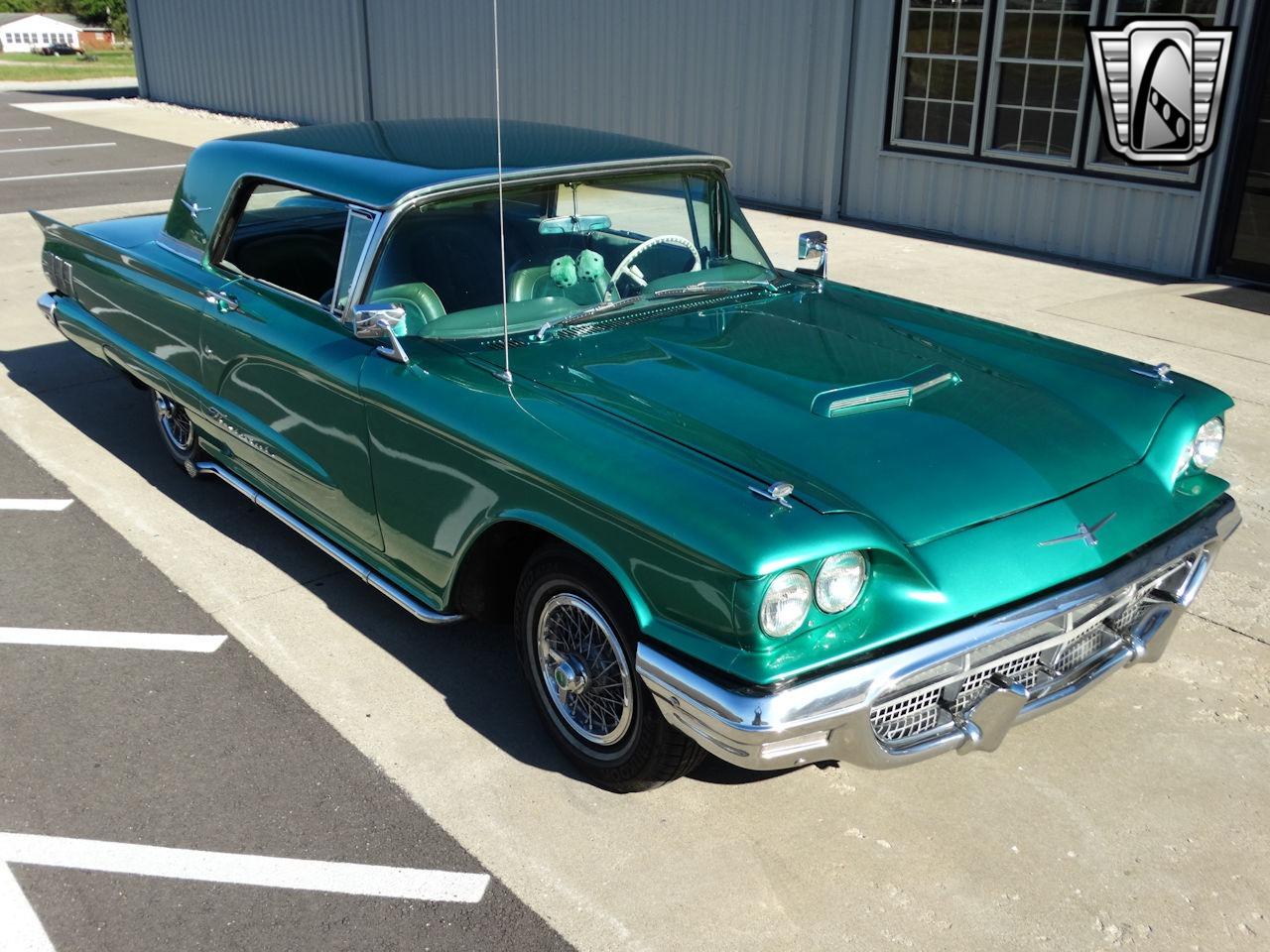 1960 Ford Thunderbird