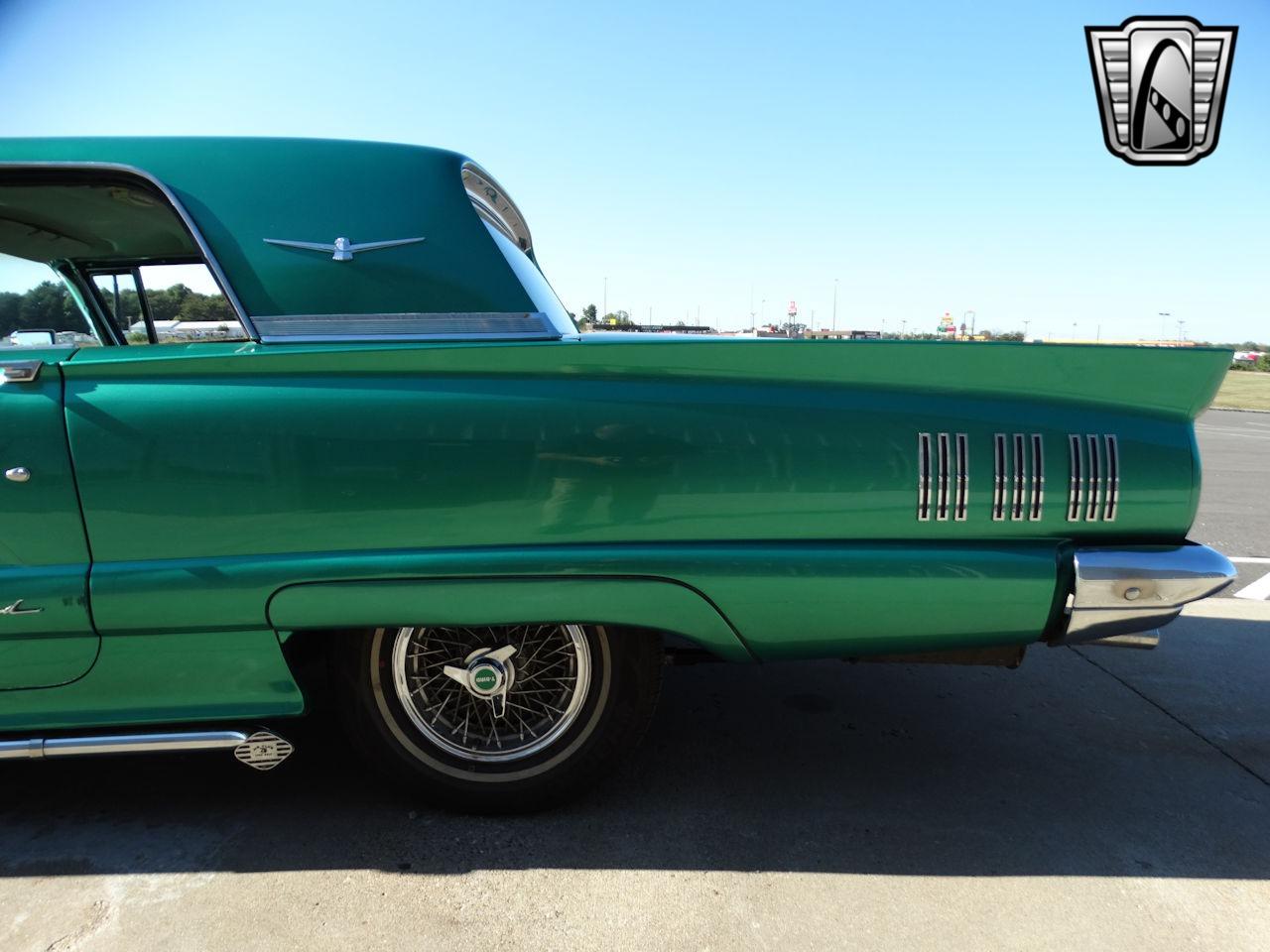 1960 Ford Thunderbird