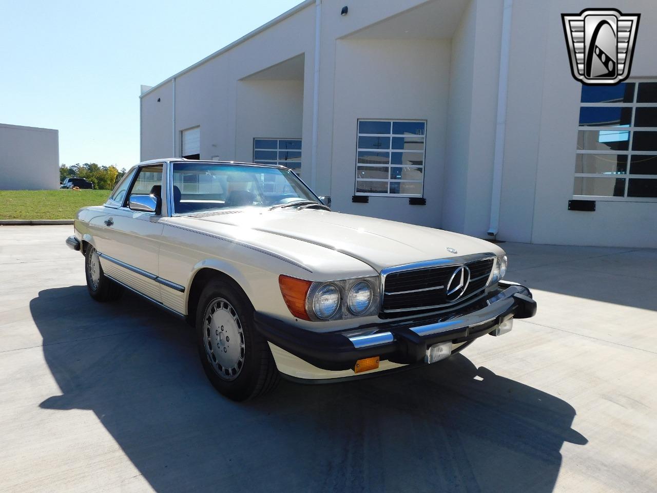 1987 Mercedes - Benz 560SL