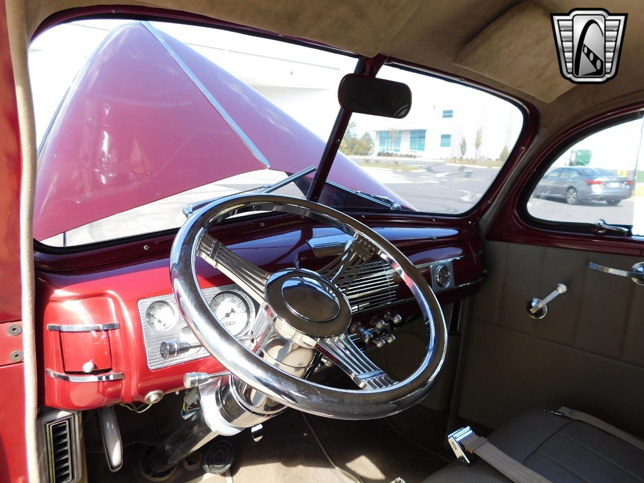 1940 Ford Deluxe