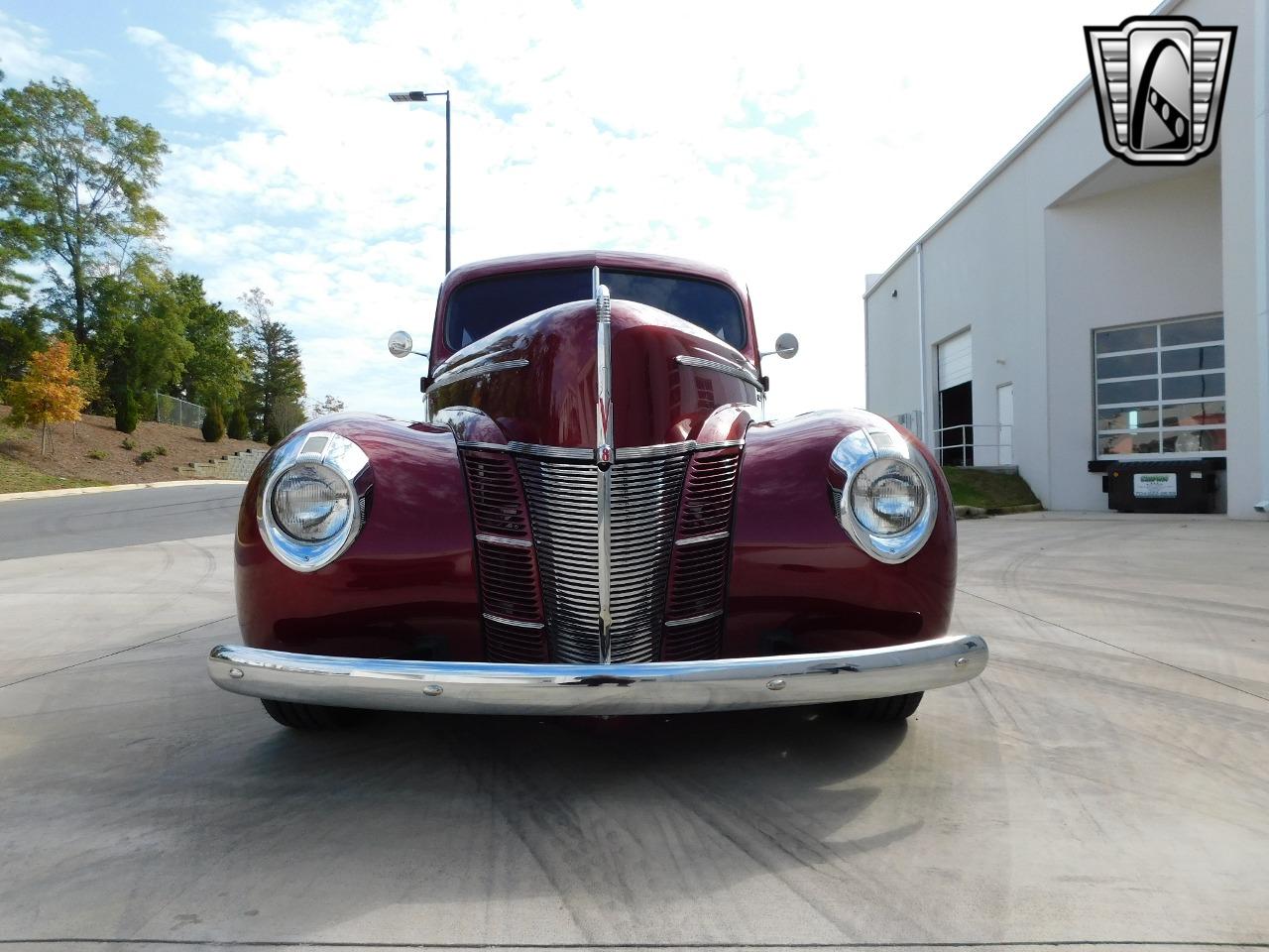 1940 Ford Deluxe