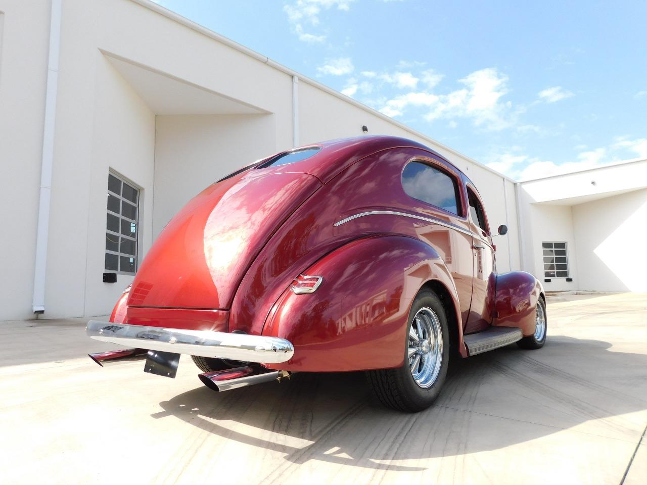 1940 Ford Deluxe