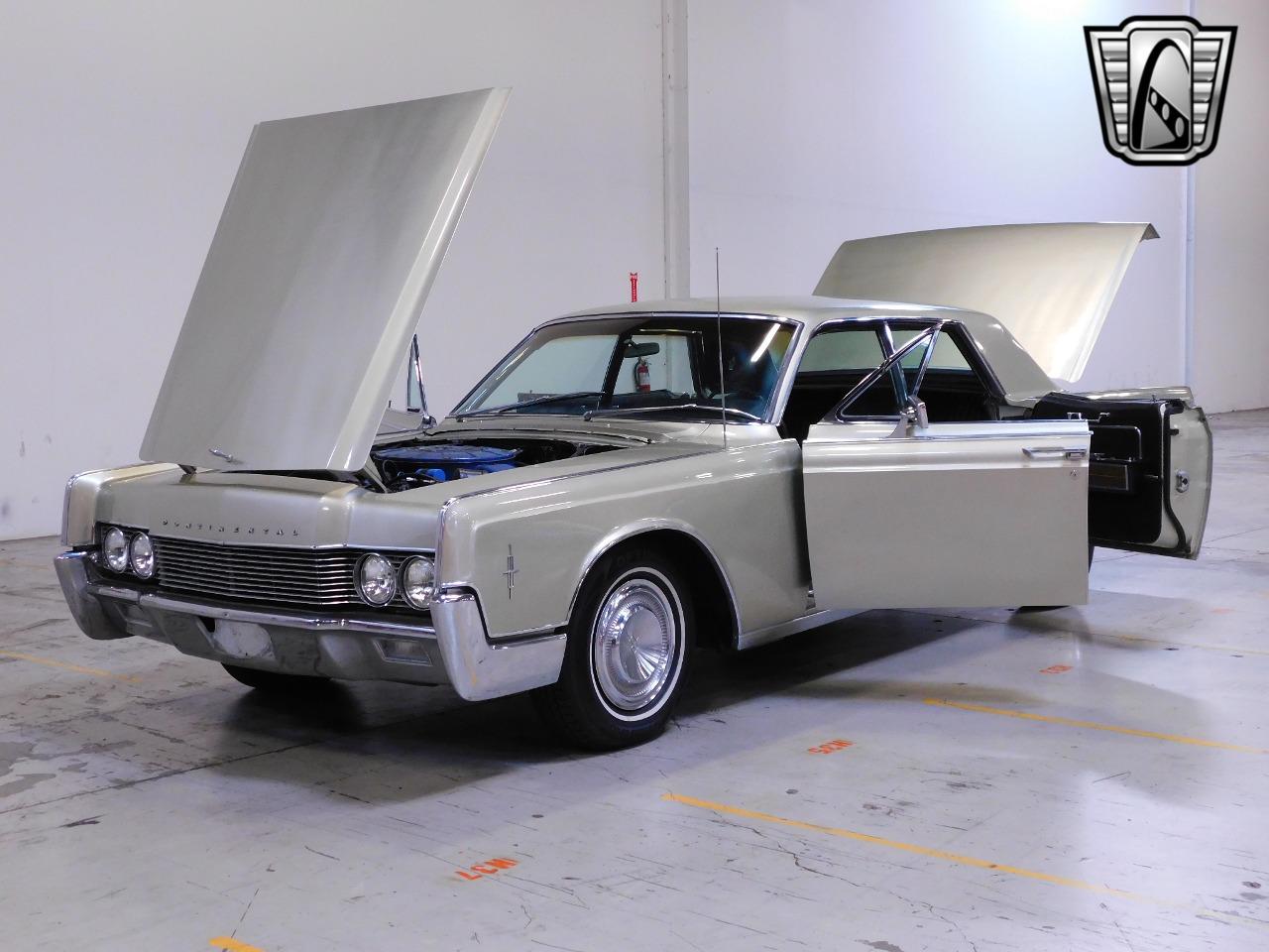 1966 Lincoln Continental