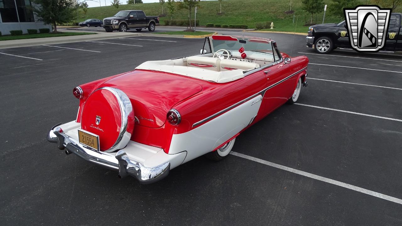 1954 Ford Crestline