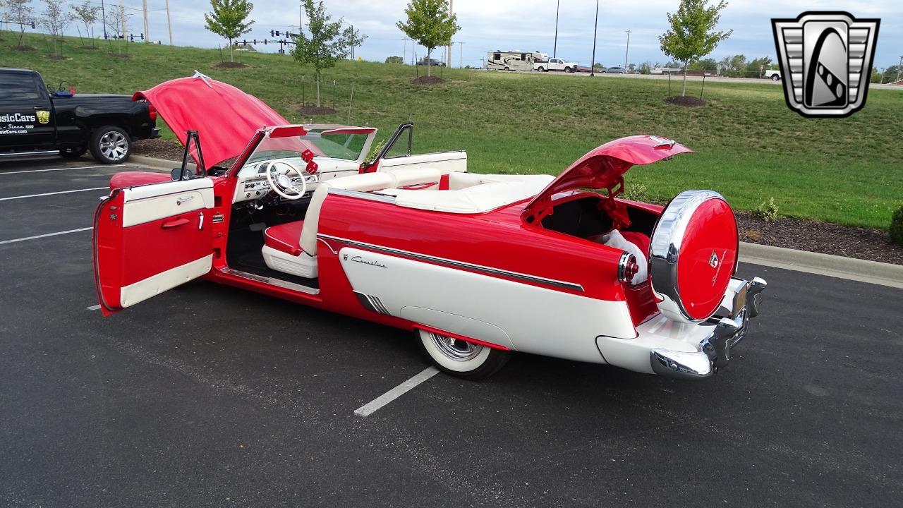 1954 Ford Crestline