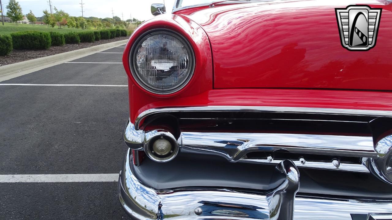 1954 Ford Crestline