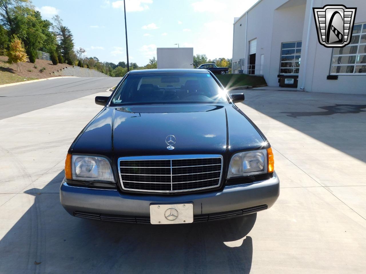 1992 Mercedes - Benz 300SE