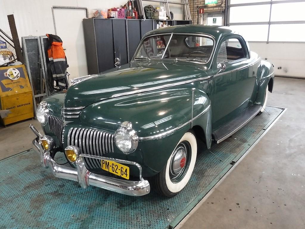 1941 De Soto de Luxe Coupe