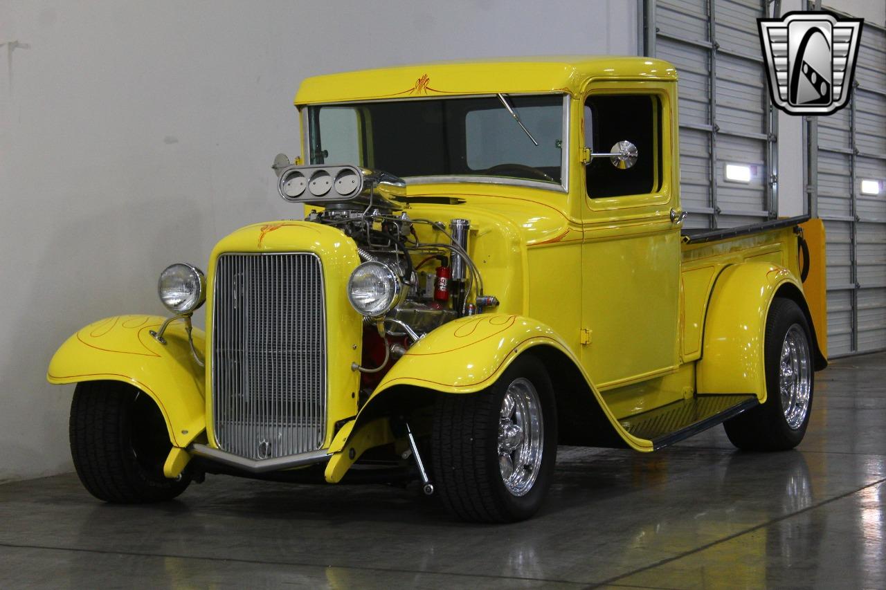 1932 Ford F100