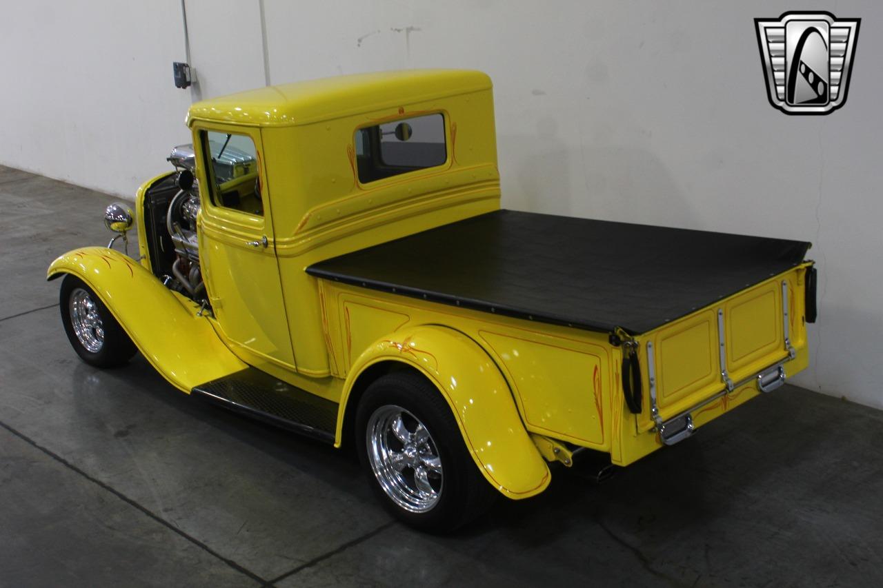 1932 Ford F100